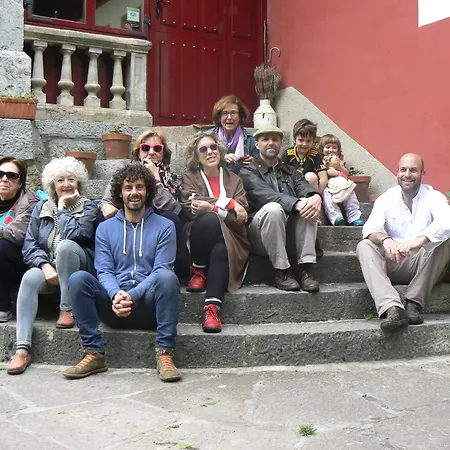 Szálloda Y Ar Palacio Florez Estrada 2*