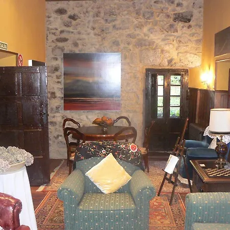 Hotel Y Ar Palacio Florez Estrada 2*