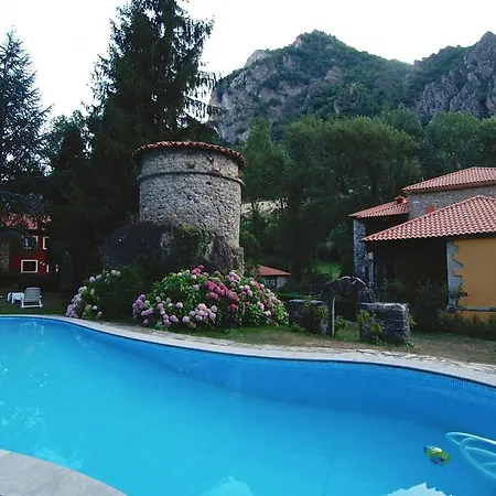 Szálloda Y Ar Palacio Florez Estrada 2*